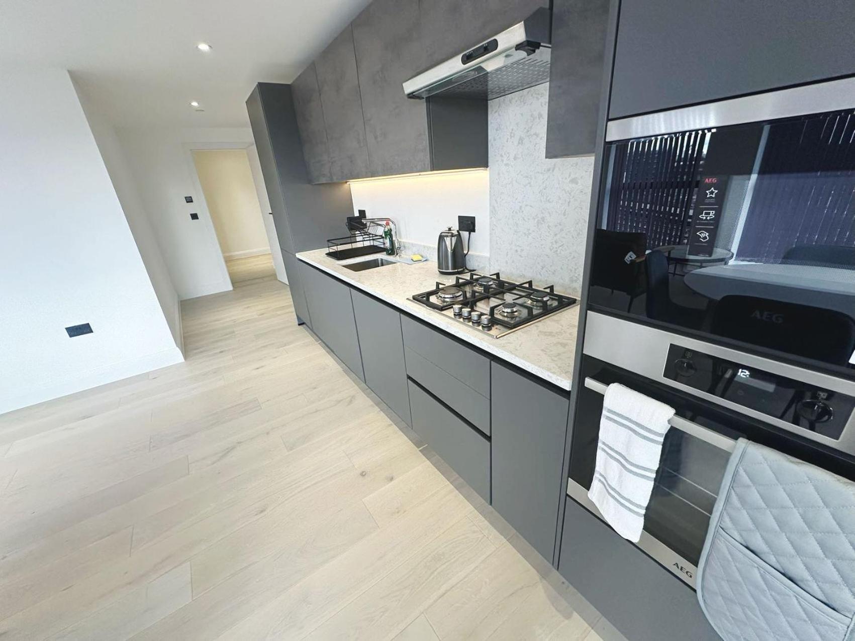 דירות לונדון Luxury Modern Flat Near Center מראה חיצוני תמונה