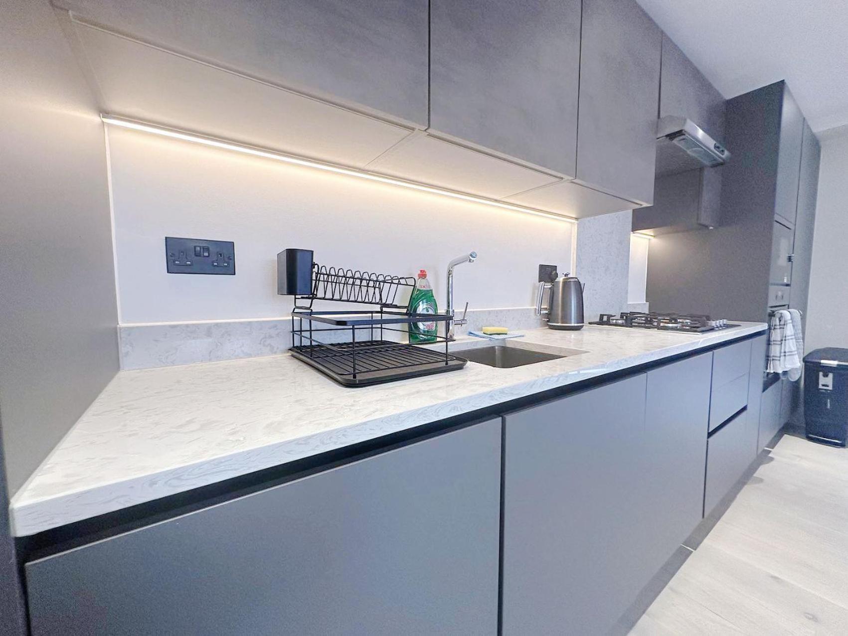 דירות לונדון Luxury Modern Flat Near Center מראה חיצוני תמונה